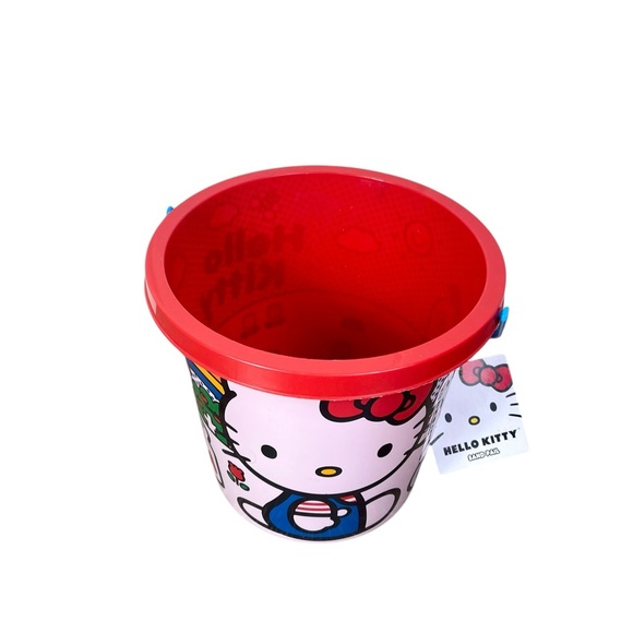 Hello Kitty Bucket - Picture 2 of 4